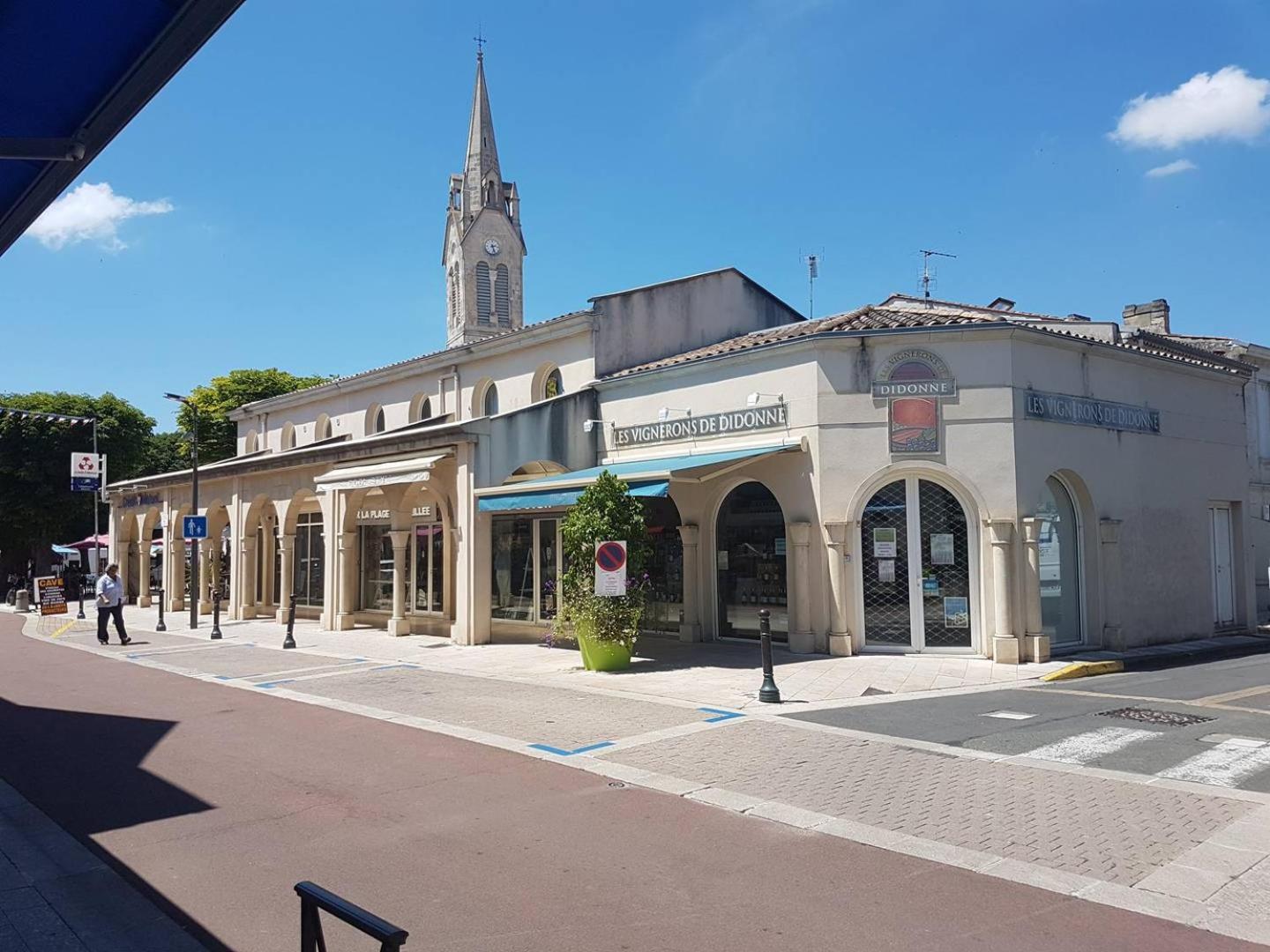 St Georges De Didonne - Agreable Petite Maison Avec Cour - 1 Chambre サン・ジョルジュ・ド・ディドンヌ エクステリア 写真