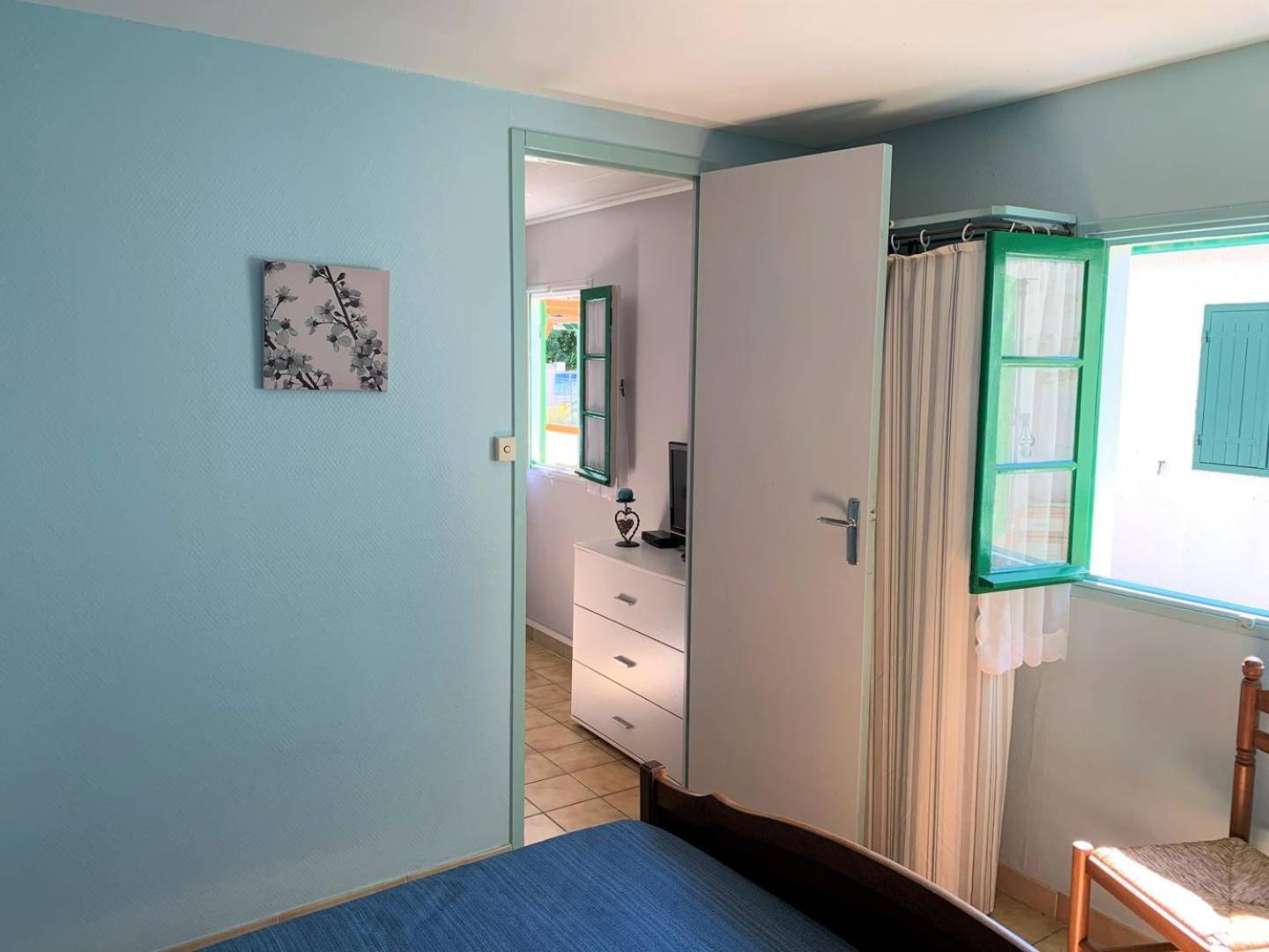 St Georges De Didonne - Agreable Petite Maison Avec Cour - 1 Chambre サン・ジョルジュ・ド・ディドンヌ エクステリア 写真