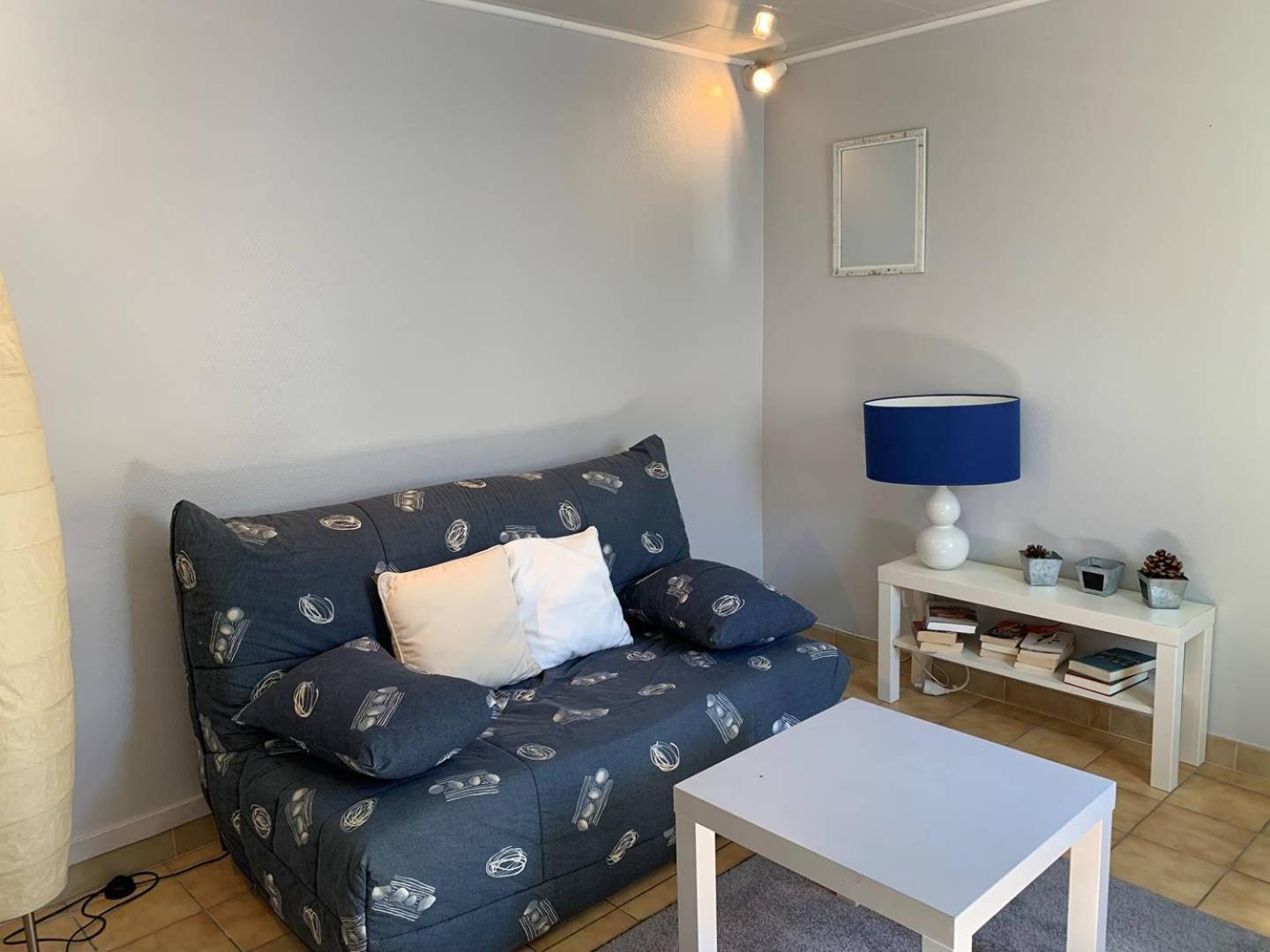 St Georges De Didonne - Agreable Petite Maison Avec Cour - 1 Chambre サン・ジョルジュ・ド・ディドンヌ エクステリア 写真